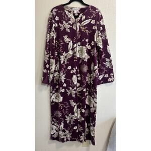 Miss Elaine Women's Size L Plum Floral Print Sleepwear Gown House Coat Robe Pjs